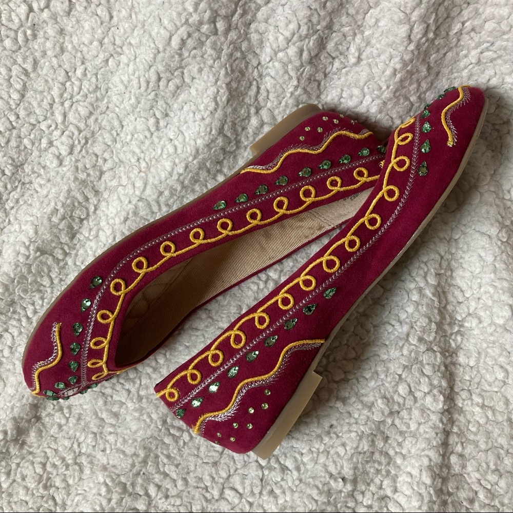 Embellished embroidered flats